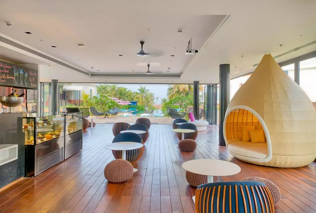 700912HOTEL AZAYA BEACH RESORT GOA_shabavizparvaz_01.jpg